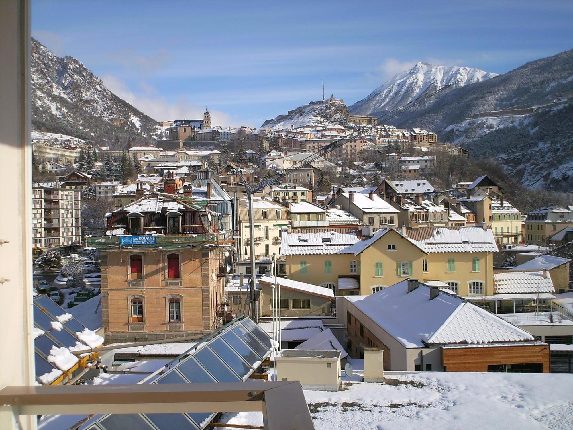 Hotel Mont-Brison Briancon  Exterior photo